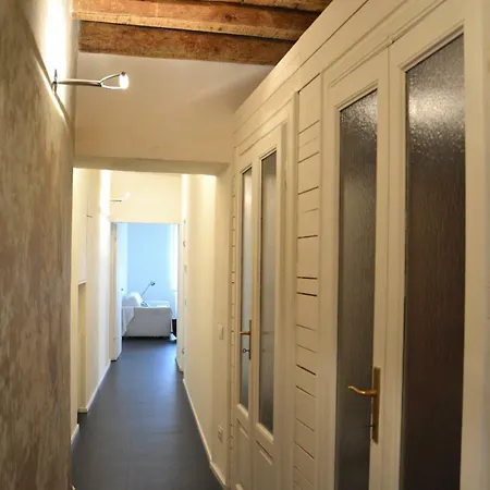 Corso Garibaldi White Blue Suite Apartment