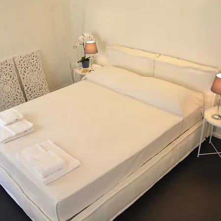 Corso Garibaldi White Blue Suite Milão